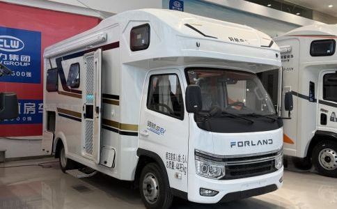 福田领航EV纯电动房车 18.98万