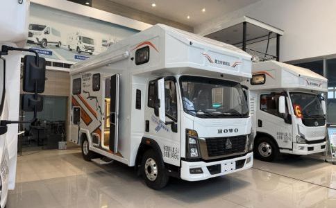 重汽豪沃轻卡房车 24.98万现车一辆