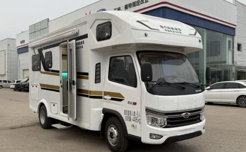 福田领航S1柴油房车 18.98万现车