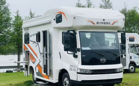 比亚迪新能源房车 25.98~28.98万